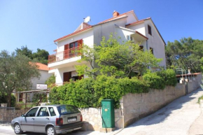 Apartments by the sea Vrboska (Hvar) - 8748